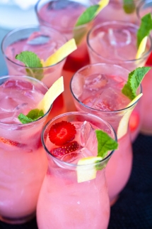 Lemonade Sparkler - Summer Drinks