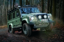 Land Rover Defender 110 Blaser Edition - Classic Cars