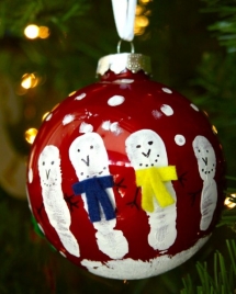 DIY Handprint Snowmen Ornament - Christmas