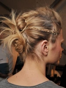 Funky knot and braid updo - Hair ideas I love