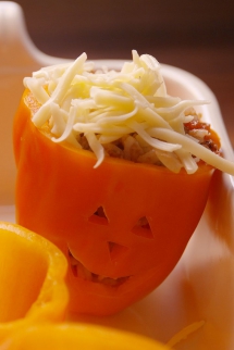 Jack-O'-Lantern Stuffed Peppers - I love to cook