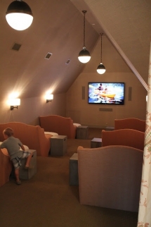 Movie theater in the attic - Home decoration