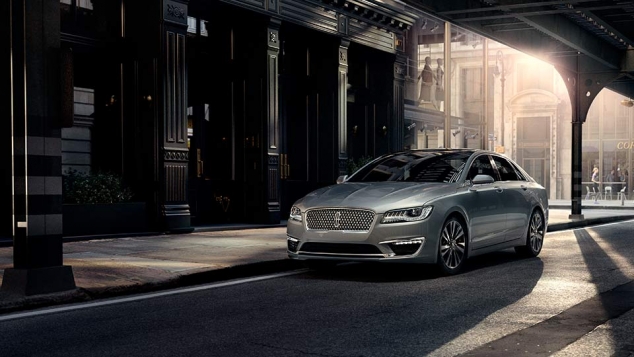 2017 Lincoln MKZ - Image 2