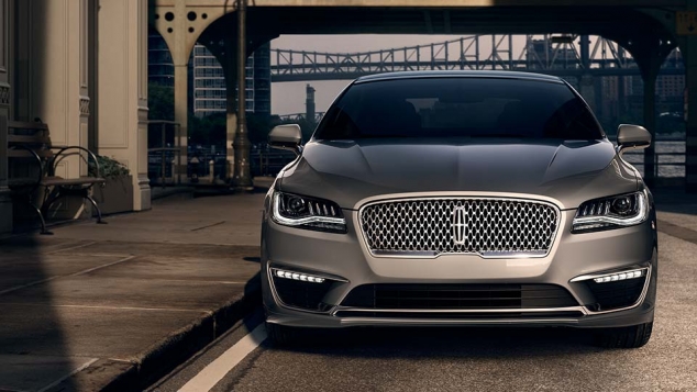 2017 Lincoln MKZ - Image 3