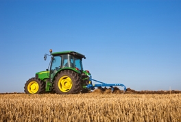 5055E Cab Utility Tractor from John Deere - Image 2