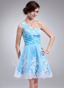 A-formet/Prinsesse En Skuldret/Asymmetrisk Kort lengde Satin Tyll Ballkjole med Frynse Blonder Perle