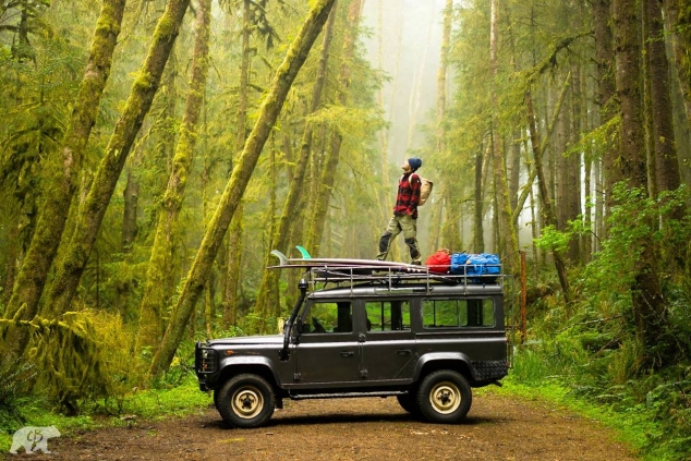 A good 'ol Defender 110 makes for an awsome adventure mobile