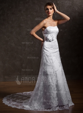 A-Line/Princess Sweetheart Court Train Satin Tulle Wedding Dress With Lace Beading Flower