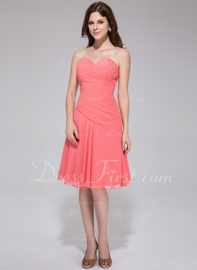 A-Line/Princess Sweetheart Knee-Length Chiffon Bridesmaid Dress