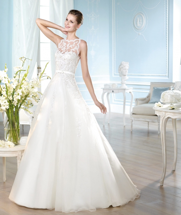 A-Line Tank Top Brush Train Ivory Tulle Wedding Dress B14S0053