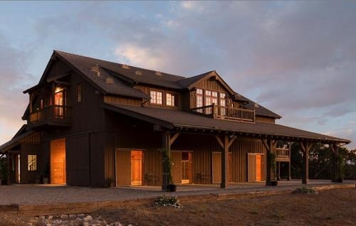 Amazing barn with apartment