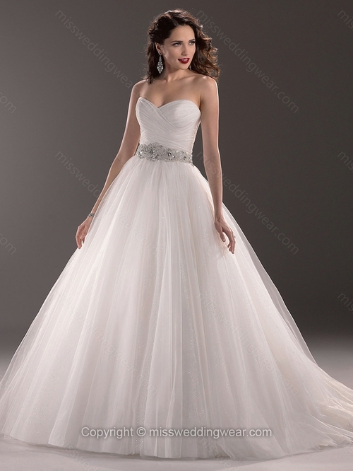 Ball Gown Sweetheart Tulle Court Train Sequins Wedding Dresses