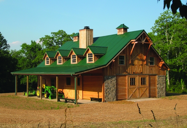 Barn garage with apartment