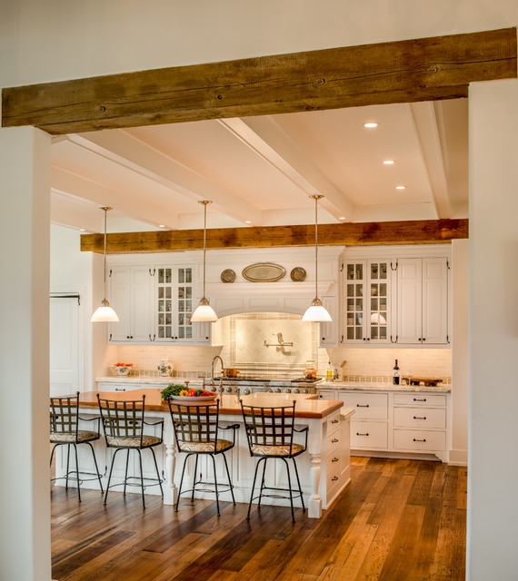 Beautiful shades in this wood foor