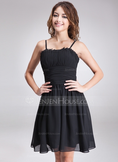 Black Knee-Length Chiffon Homecoming Dress