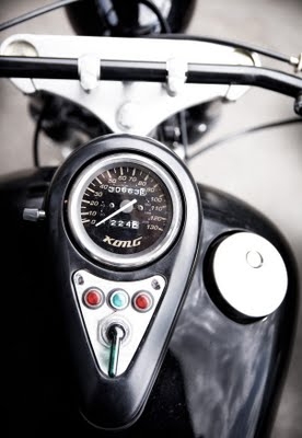 Bobber Kong By Untitled Motorcycles - Image 3