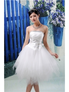 Charming A-Line Knee-Length Strapless Wedding Dress