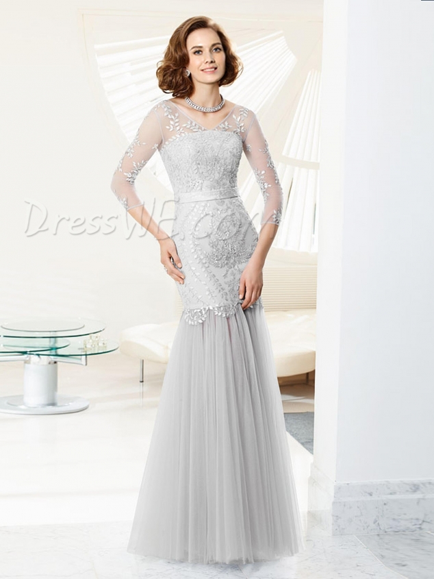 Charming Sheath/Column Appliques V-Neck 3/4 Sleeves Mother Dress