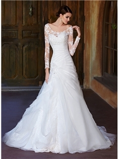 Charming Slight Trumpet/Mermaid Strapless Floor-length Chapel Wedding Dress