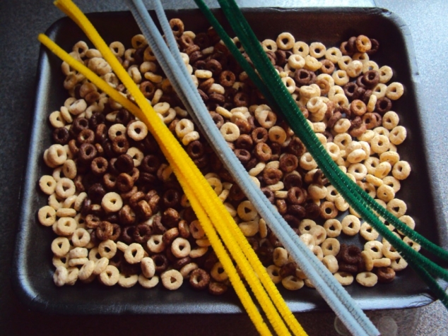 Cheerio Bird Feeders - Image 2