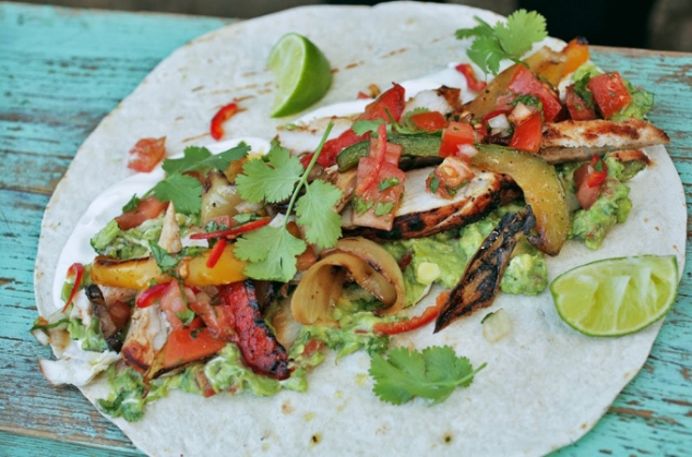 Chicken fajitas with homemade guacamole & salsa - Jamie Oliver