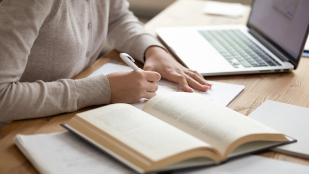 A Comprehensive Review of Writing Services