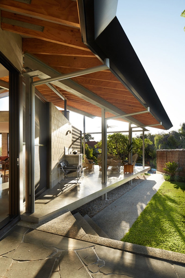Concrete House - Image 2