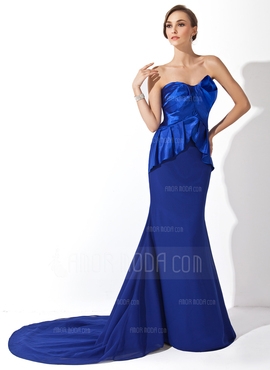 Corte trompeta/sirena Escote corazón Tren de la corte Chifón Charmeuse Vestido de noche con Volantes