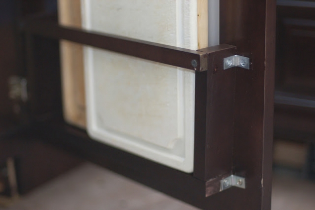Cutting Board Holder - Image 2