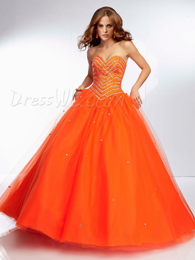Dramatic Sweetheart Beading Floor-Length Lace-up Prom Dress