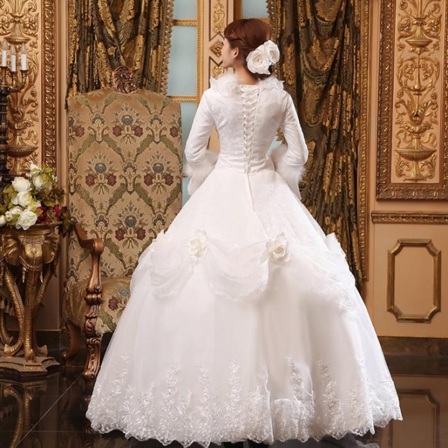 Elegant Imitated-Fur Collar Beading Appliques Ruche Long Sleeves Bridal Wedding Dress - Image 2