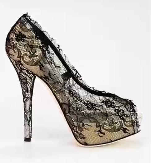 Fashion Black Mesh Upper High Heels Closed Toe Women Pumps