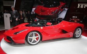 Ferrari LaFerrari - Image 2