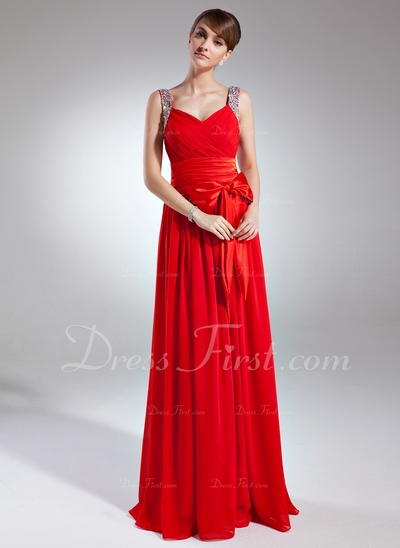 Formato A Decote V Chá comprimento De chiffon Charmeuse Vestido de Férias com Pregueado Bordado Lant