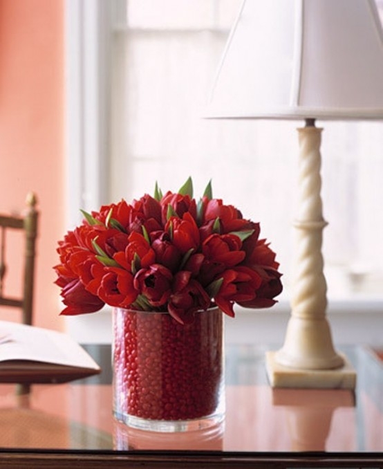 Fun Valentine's Flower Arrangements - FaveThing.com