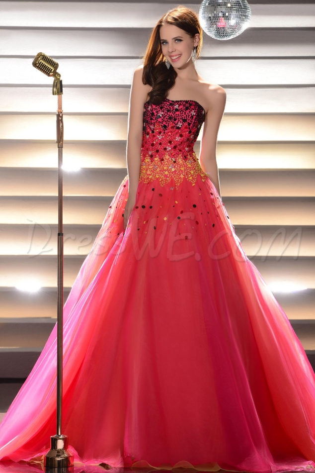 Glimmering Beading Floor-Length Strapless Ball Gown Quinceanera Dress