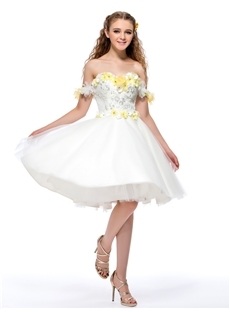 Gorgeous Sweet Off-the-Shoulder Flower Applique Sequins A-Line Homecoming Dress