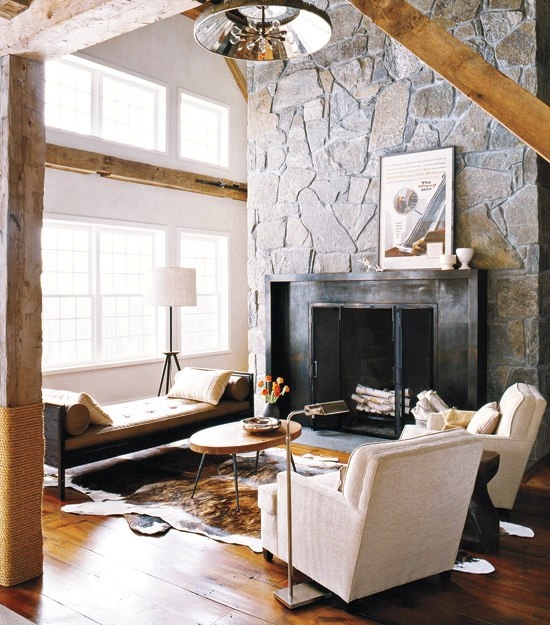 Great open stairway in this post and beam - Image 2