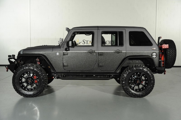 Grey on Black Starwood Custom Wrangler SEMA Build - Image 2