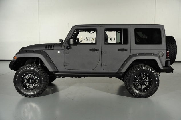 Grey Starwood 2014 Jeep Wrangler Unlimited - Image 3