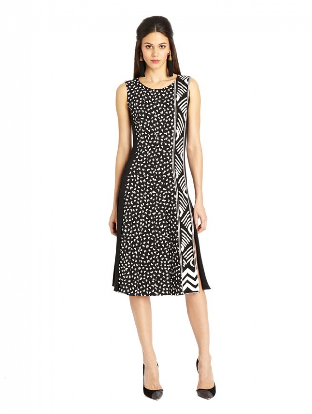 HEART PRINT EMBROIDERED CREPE DRESS
