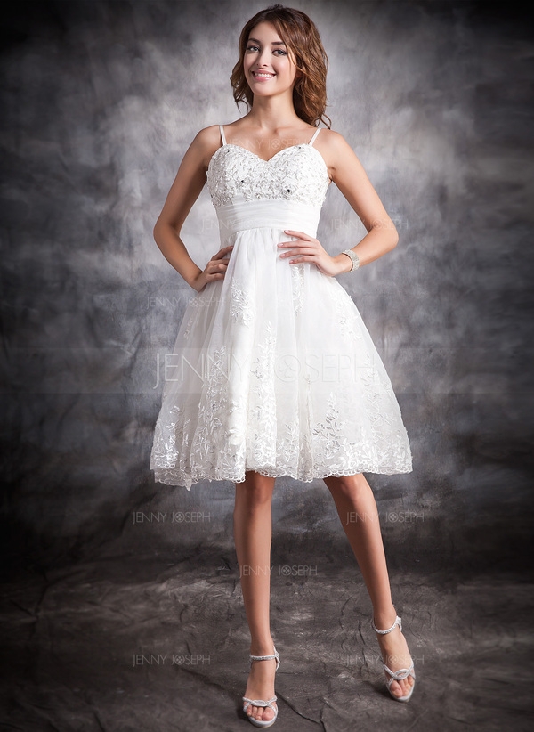http://es.jennyjoseph.com/Corte-A-Princesa-Escote-Corazon-Altura-De-La-Rodilla-Organdi-Saten-Vestido