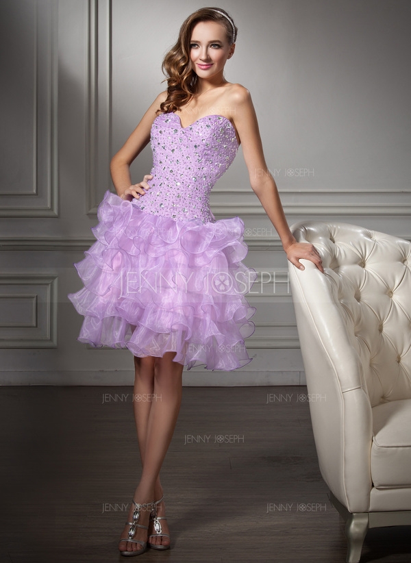 http://no.jennyjoseph.com/A-Formet-Prinsesse-Sweetheart-Kne-Lengde-Organza-Satin-Ballkjole-Med-Perle