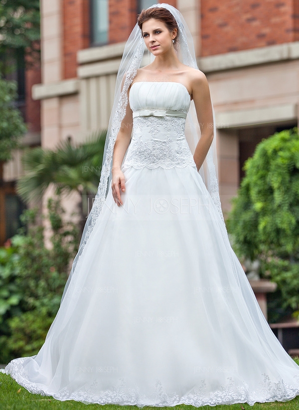 http://ru.jennyjoseph.com/A-Line-Princess-Strapless-Chapel-Train-Organza-Wedding-Dress-With-Beading-
