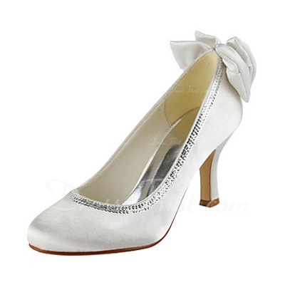 http://www.dressfirst.cz/Women-S-Satin-Stiletto-Heel-Closed-Toe-Pumps-With-Bowknot-Sequin-047020220-