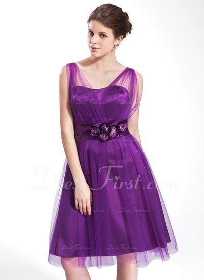 http://www.dressfirst.de/A-Linie-Princess-Linie-V-Ausschnitt-Knielang-Tull-Charmeuse-Ballkleid-Mit-R