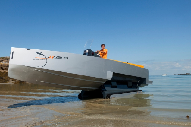 IGUANA 29 Amphibious Boat - Image 3