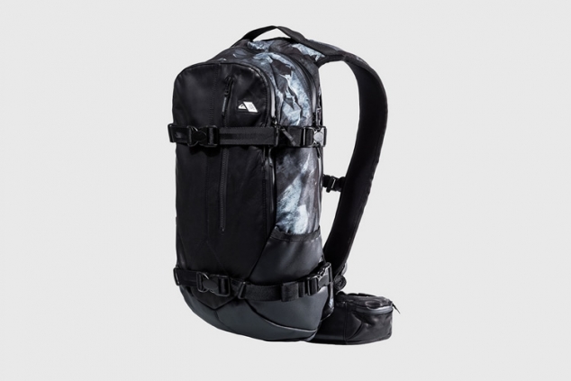 Isaora x Quiksilver Rare Earth Snowboarding Gear - Image 2