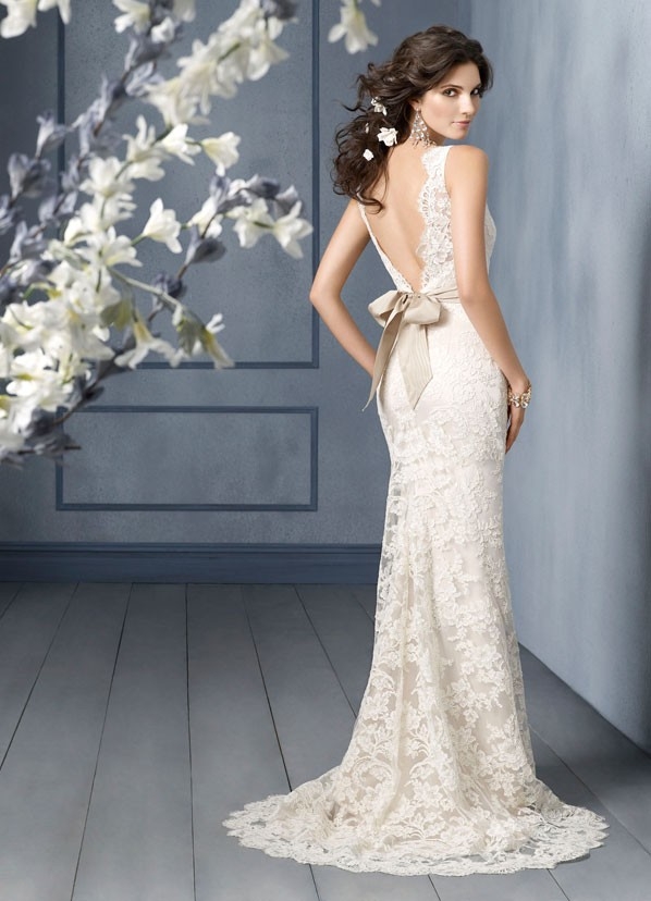 Bateau Neckline Bridal Gowns
