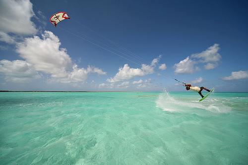 Kitesurfing in Antigua - Best Kite Beaches - Image 2